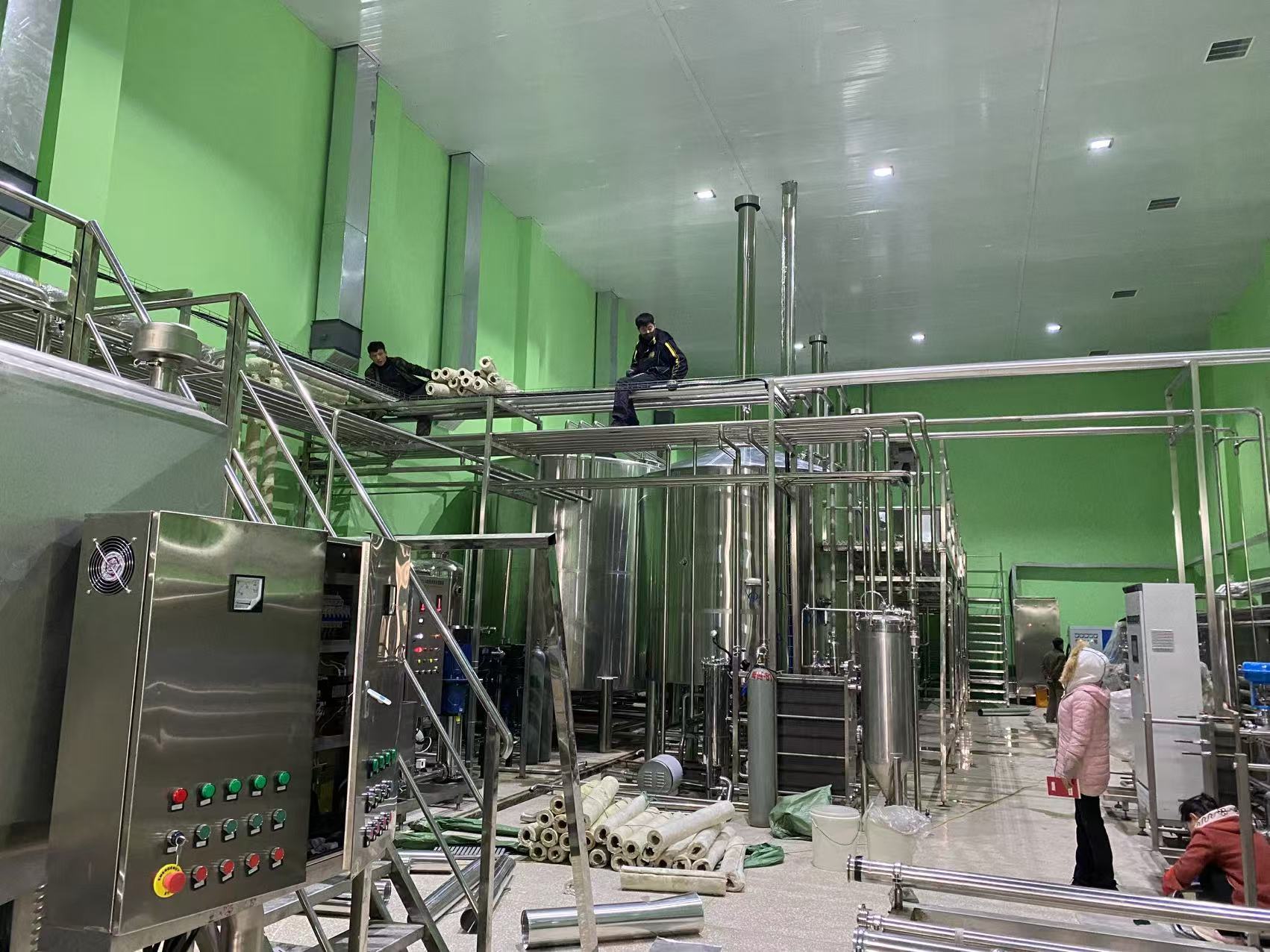 巴青精酿啤酒设备厂—精酿啤酒设备制造：传承工艺与创新科技的交融